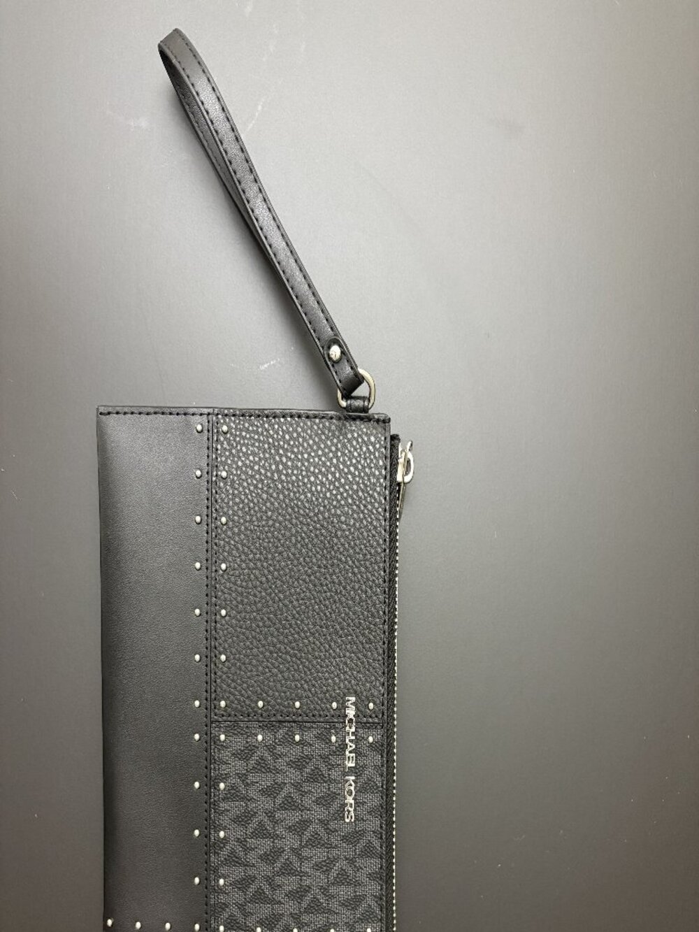 Michael Kors Black Leather Wristlet with Strap NWT - Picture 2 of 3